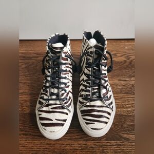 Sperry Hightop Zebra White- Size 6